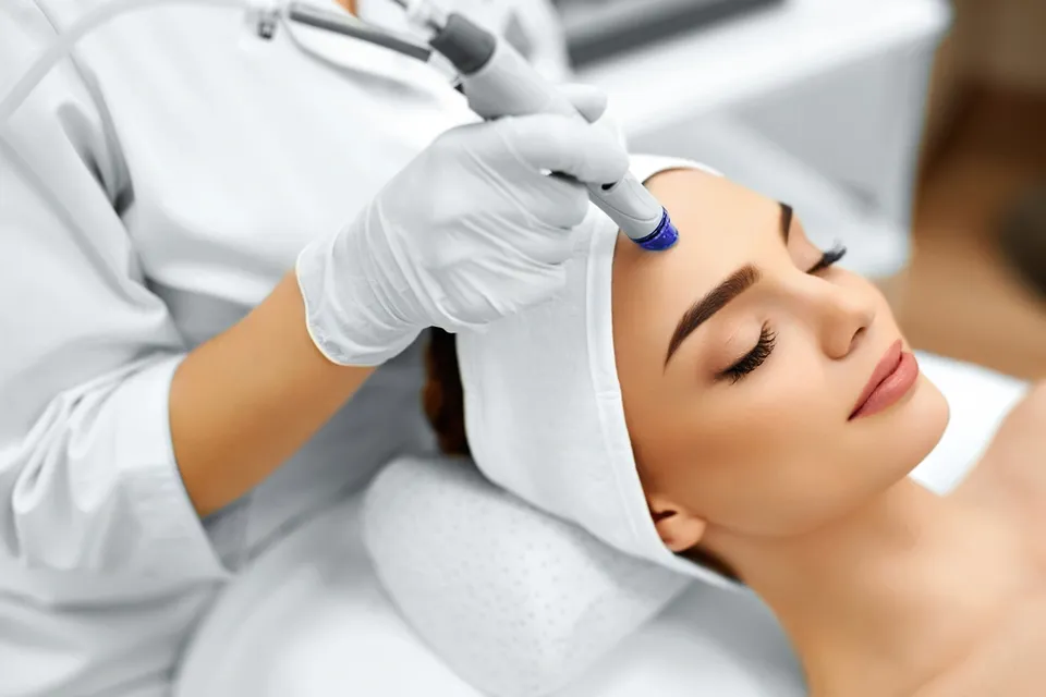 Hydra Diamond Facial Photo